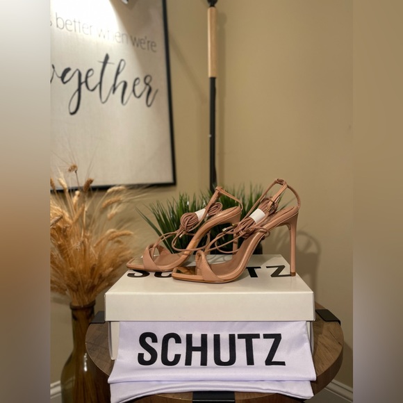 SCHUTZ Vikki Leather Heel 8 Size Nude/Beige Color Sandal - Picture 8 of 13